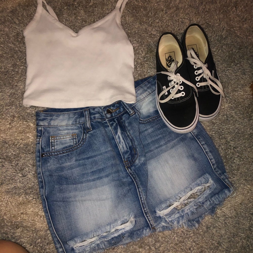 5/$25🌸Fashion Nova denim skirt!!!🤩